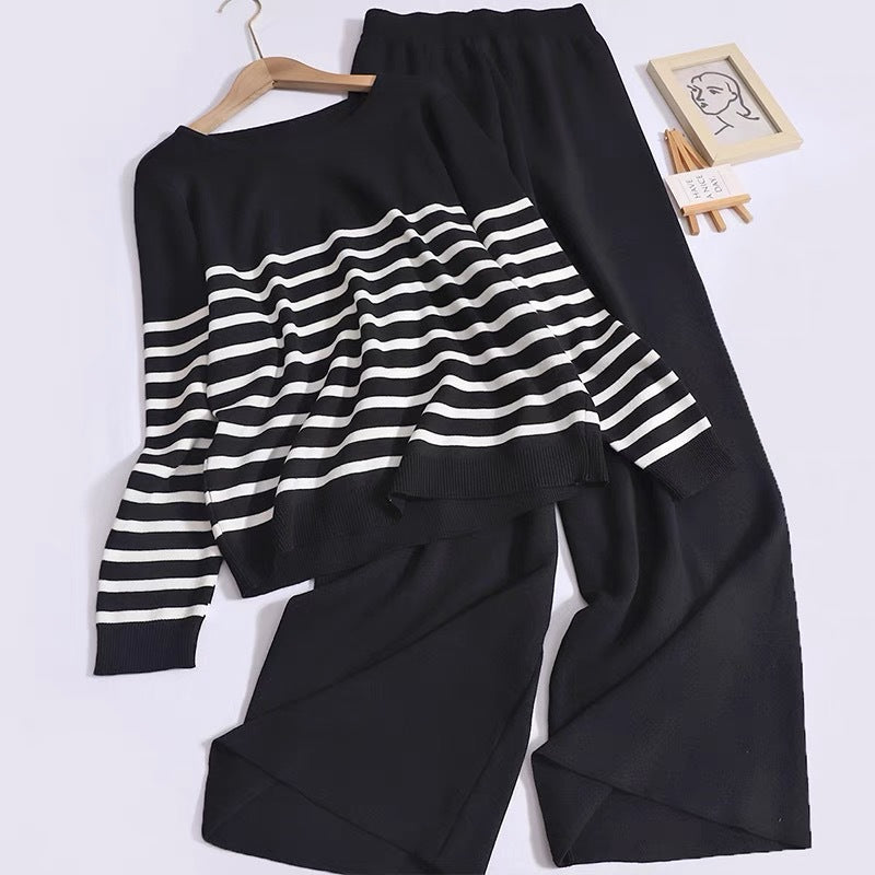 Damen gemütliches Strick-Loungewear-Set mit Streifenmuster EB