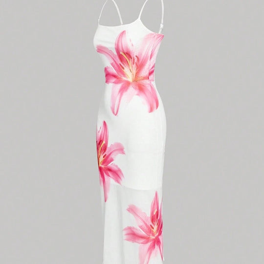Damen sommerliches Blumenkleid mit feinen Spaghetti-Trägern und fließendem Schnitt EB