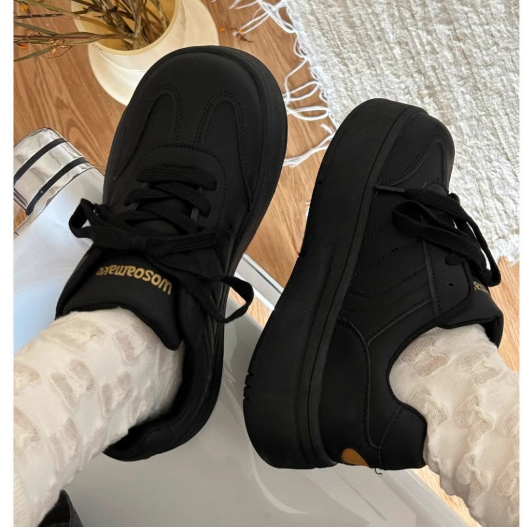 Damen Sportliche Sneaker mit verstärkter Sohle und komfortabler Passform EB