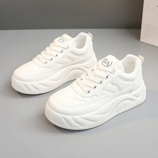 Damen Chunky Sneaker mit gepolstertem Fußbett und modischem Design EB