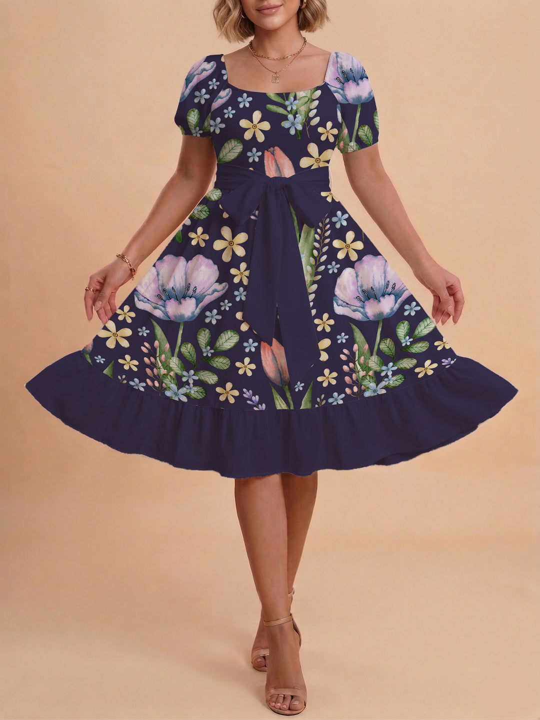 Damen Blumenkleid mit taillierbarem Gürtel und voluminösen Ärmeln EB