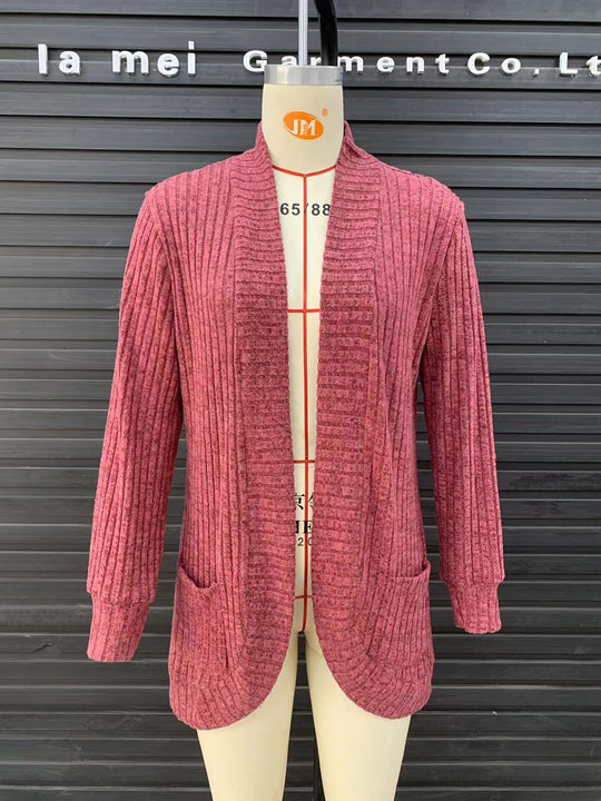 Damen Strickjacke mit strukturiertem Design und praktischen Taschen EB
