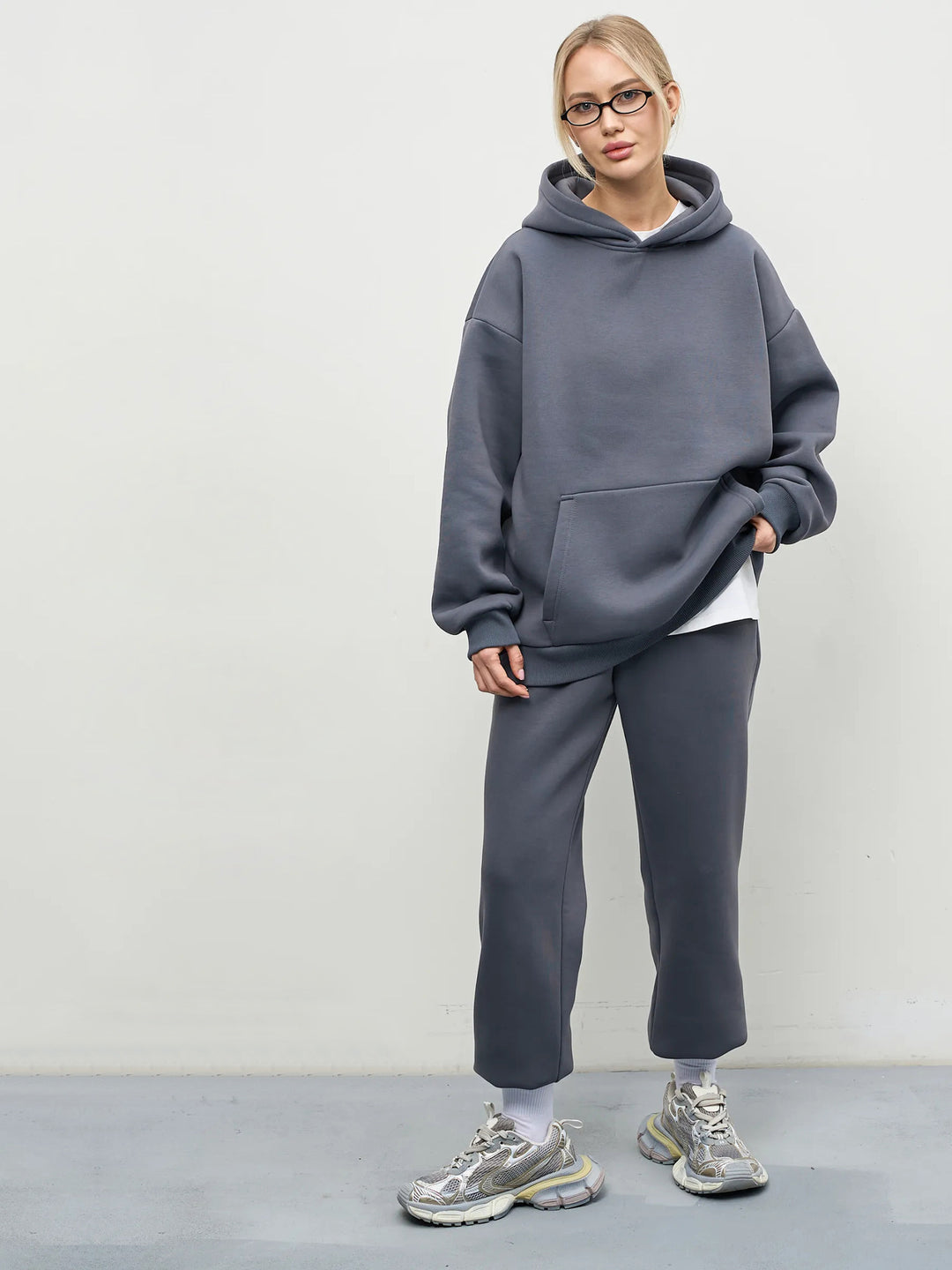 Damen großzügiger Kapuzenpullover Oversize mit Kängurutasche und weichem French-Terry EB