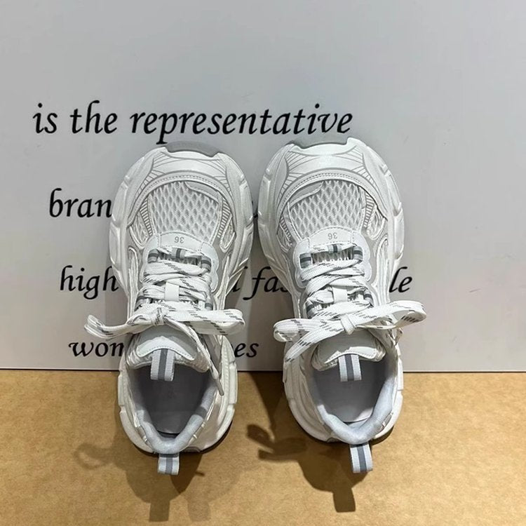 Damen Sportliche Performance-Sneaker mit atmungsaktiver Mesh-Oberfläche und dämpfender Sohle EB