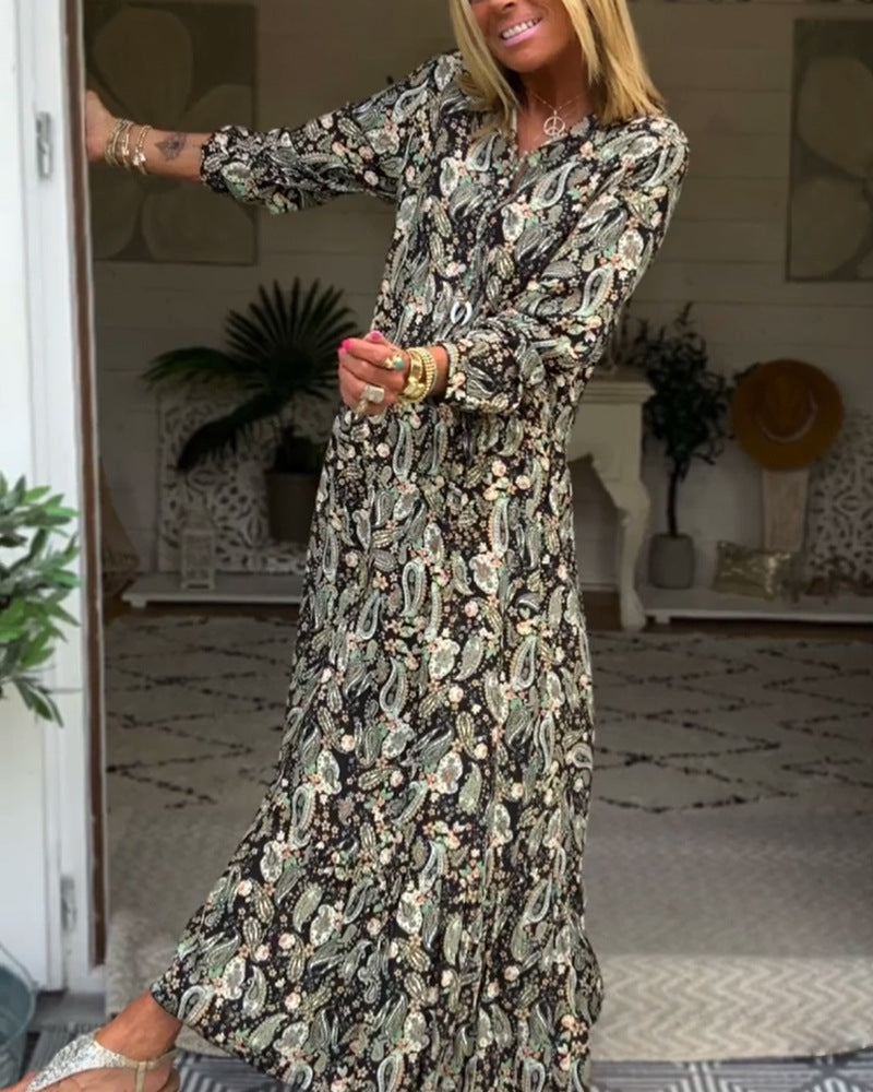 Damen Maxikleid mit floralem Paisley-Muster und eleganten Rüschendetails Heidi-Mode