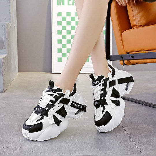 Damen Chunky Sneaker mit innovativem Design und gepolsterter Sohle EB