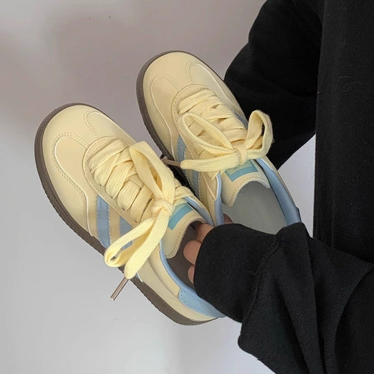 Damen Sneakers mit weichem Obermaterial und trendigen Farbakzenten EB