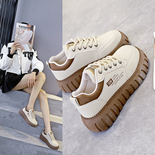 Damen modische Plattform Sneakers mit dynamischem Design und dämpfender Sohle EB