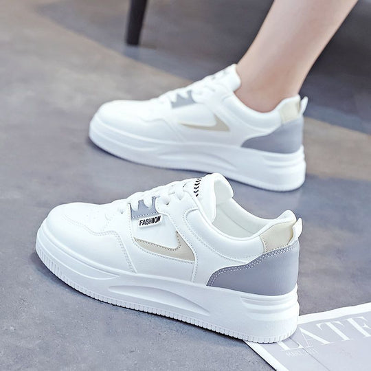 Damen Sneakers mit modischer Polsterung und sportlicher Sohle EB