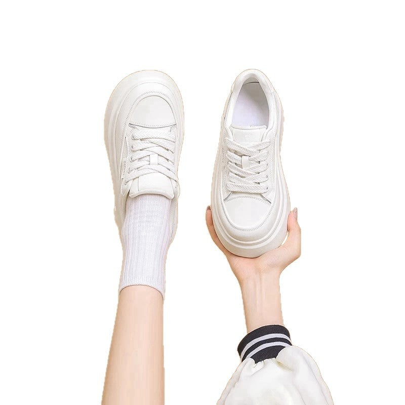 Damen Sportliche Plateausneaker mit ergonomischer Dämpfung und modernem Design EB