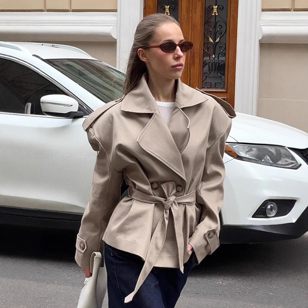 Damen Modischer Trenchcoat mit tailliertem Gürtel und überschnittenen Schultern EB