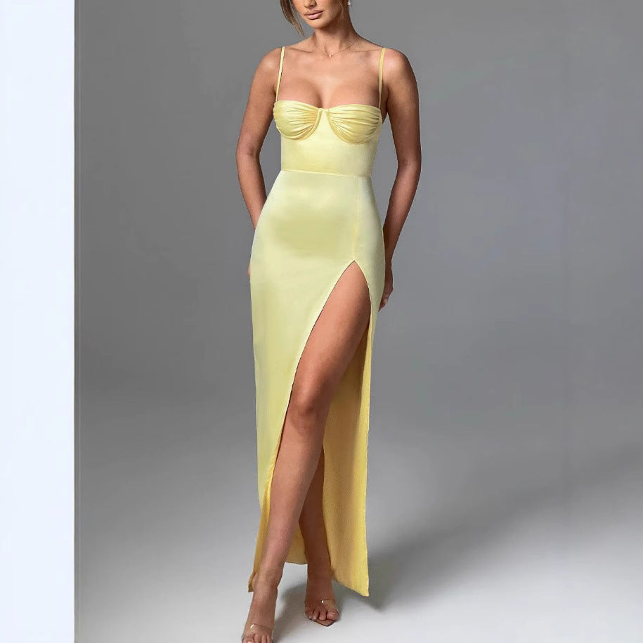 Damen Elegantes Abendkleid mit schmalem Schnitt und tiefem Schlitz EB