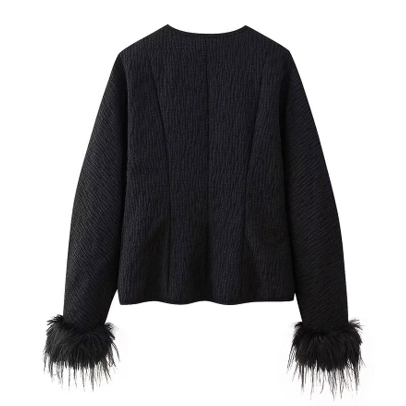Damen trendige Steppjacke mit voluminösen Federn EB