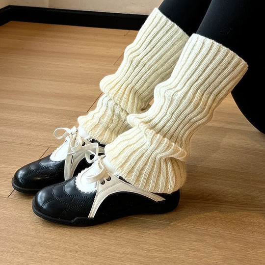 Damen Komfortable Sneaker mit elegantem Schnitt und raffinierten Details EB