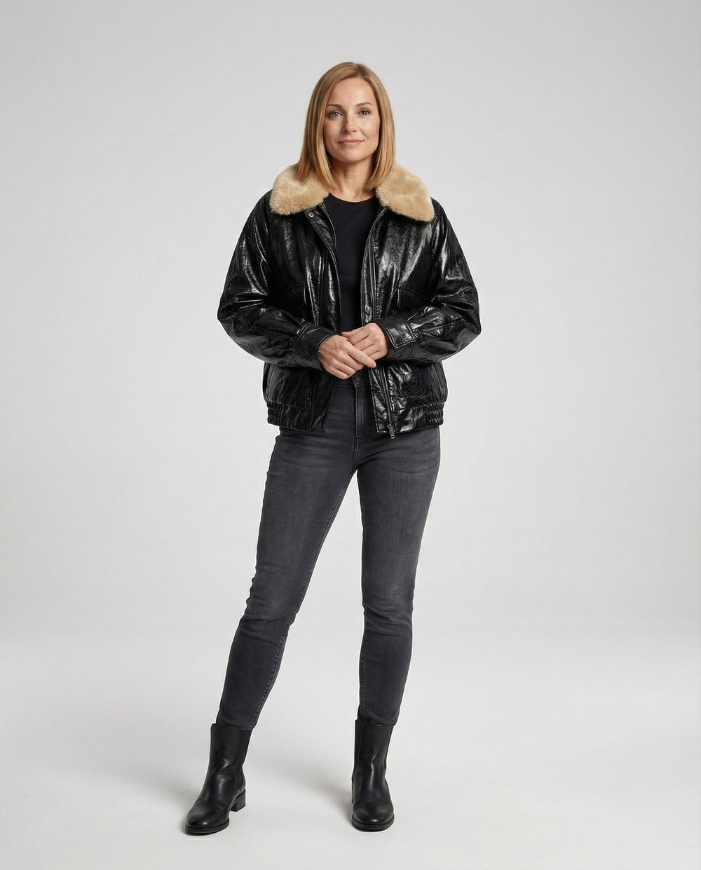 Damen kastig geschnittener Lederlook-Blouson mit abnehmbarem Teddykragen EB