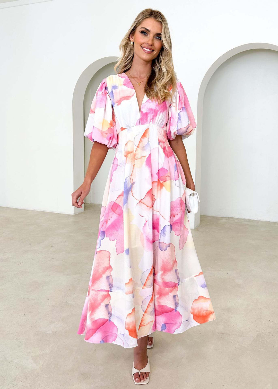 Damen Maxikleid mit buntem floralen Design und lässigen Puffärmeln EB