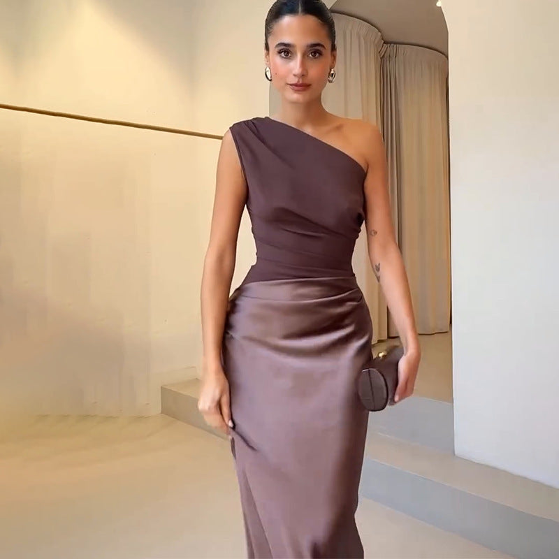 Damen elegantes Abendkleid mit asymmetrischem Schnitt und fließendem Design EB
