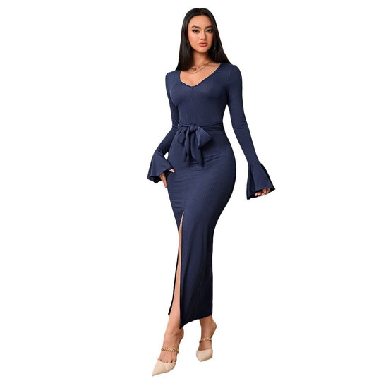 Damen figurbetontes Maxikleid mit V-Ausschnitt Trompetenärmeln Taillenband und hohem Seitenschlitz Eichborn Berlin