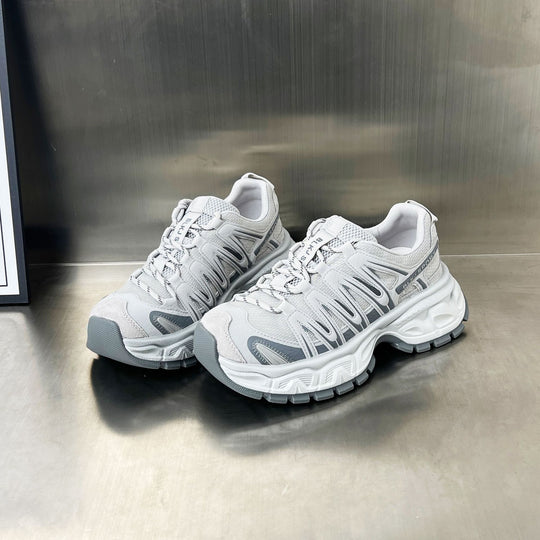 Damen Sportliche Lauf-Sneaker mit atmungsaktiver Mesh-Oberfläche und robustem Sohlenprofil EB