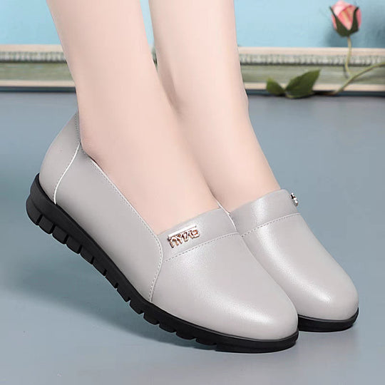Damen Bequeme Slipper mit rutschfester Sohle und schlichtem Design EB