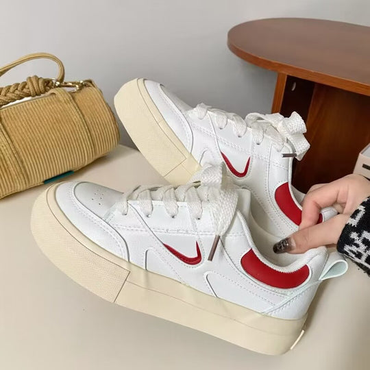 Damen Sneaker im sportlichen Design mit atmungsaktivem Obermaterial und dämpfender Sohle EB