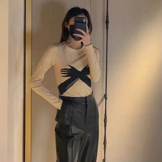 Damen Longsleeve mit kreativen Grafik-Design EB