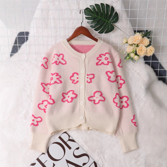 Damen Strickjacke mit floralem Muster und Knopfverschluss EB