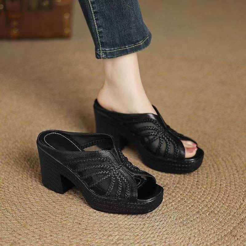 Damen Plateau-Pantoletten mit eleganten Riemchen und komfortablem Blockabsatz EB