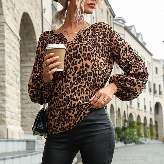 Damen Bluse im trendy Animal-Print-Design mit lässigen Volantärmeln EB