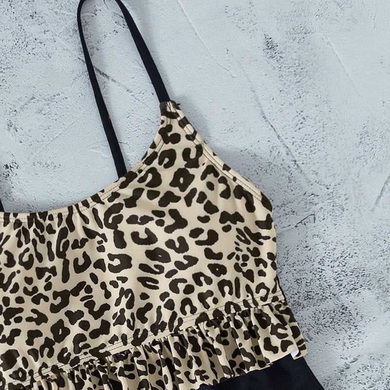 Damen Einteiliger Badeanzug mit trendigem Rüschendesign und Animalprint EB
