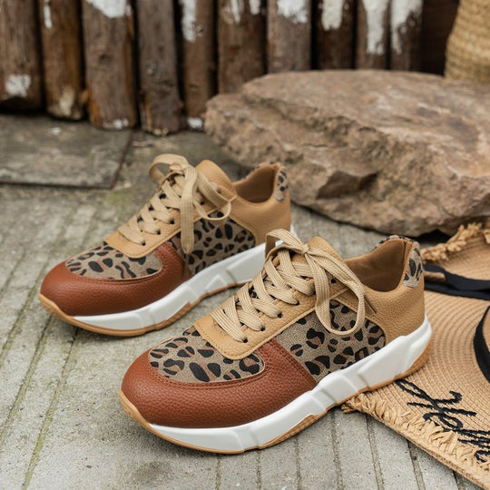 Damen Komfortable und stilvolle Sneakers mit Leopardenmuster EB