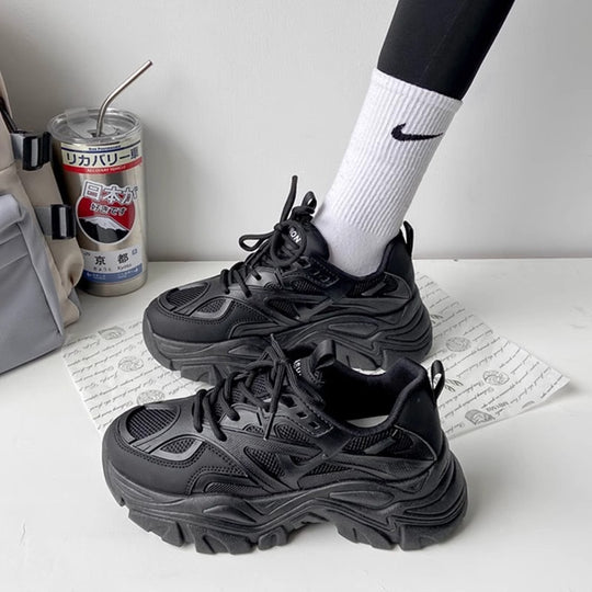 Damen Sportliche und trendige Sneakers EB