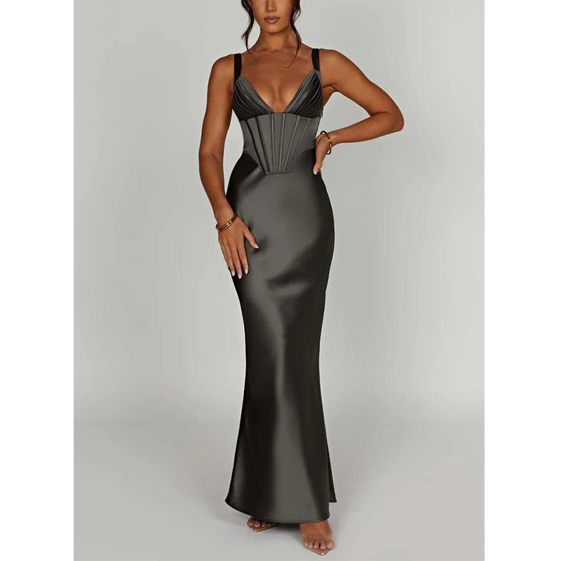 Damen Elegantes Abendkleid mit tailliertem Oberteil und schmalen Trägern EB