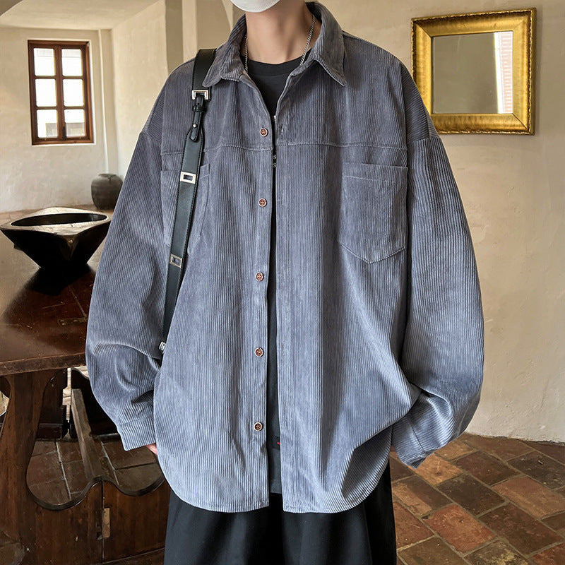 Herren nan oversized Kordhemdjacke mit aufgesetzten Brusttaschen, abgerundetem Saum und lockerer Silhouette EB