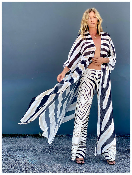 Damen elegantes Kaftan-Kleid mit einzigartigem Camouflage-Design und Taillengürtel EB