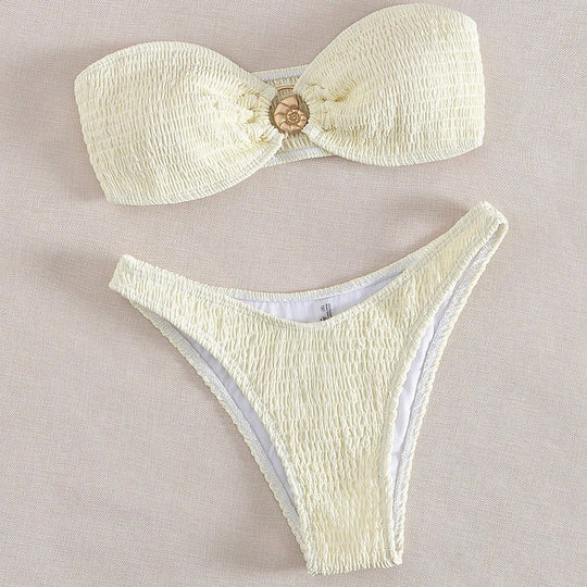 Damen Bandeau-Bikini mit Rüschendetails und modischem Schmuckakzent EB