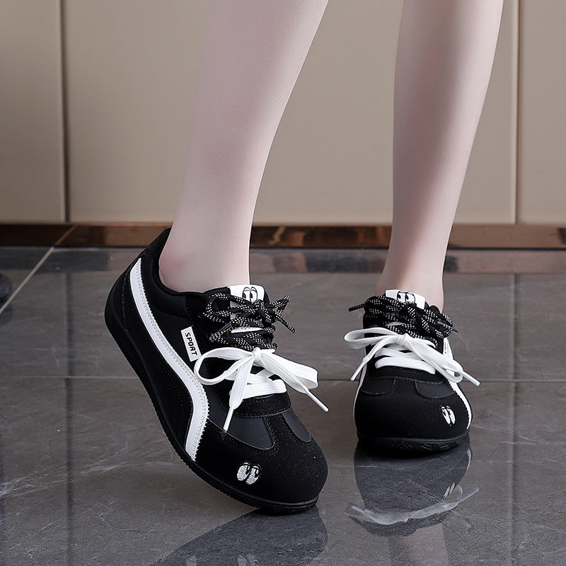 Damen Sportliche Sneakers mit gepolsterter Sohle und atmungsaktiver Mesh-Oberfläche EB
