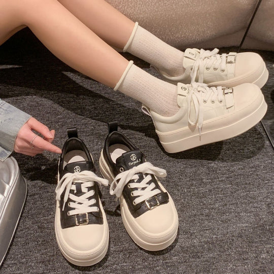 Damen modische Plattform-Sneaker mit elastischem Schnürsystem und robustem Sohlenprofil EB