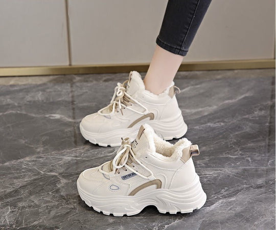 Damen Winterliche Sneaker mit warmem Futter und rutschfester Sohle EB