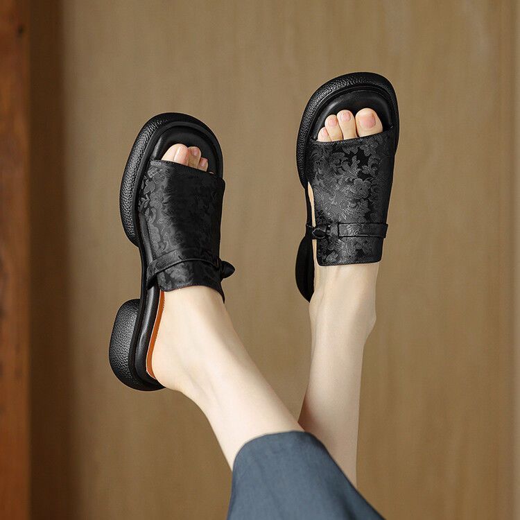 Damen Komfortable und stilvolle Sandalen mit anatomisch geformtem Fußbett EB