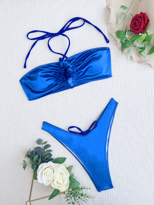 Damen Rüschen-Bikini mit Kreuzträgern EB