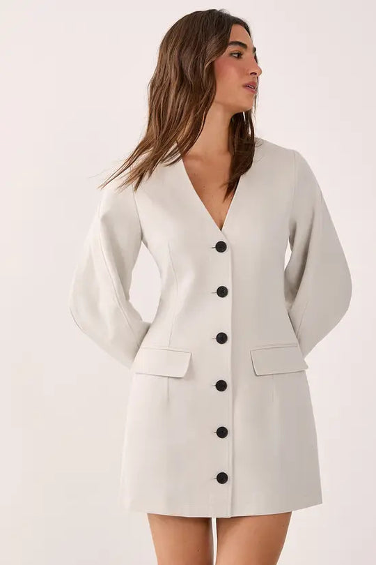 Damen Tailliertes Blazer-Minikleid mit Ballonärmeln und Pattentaschen EB