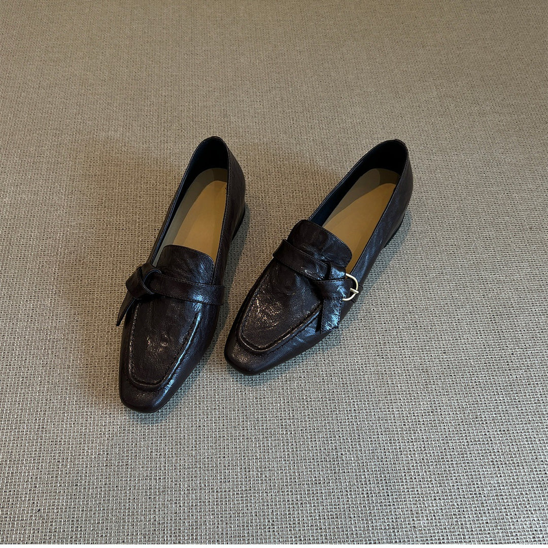 Damen Mokassins mit elegantem Schnallenakzent und weichem Veloursleder EB