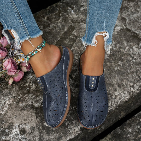 Damen Bequeme Clogs mit floralen Ausschnitten EB