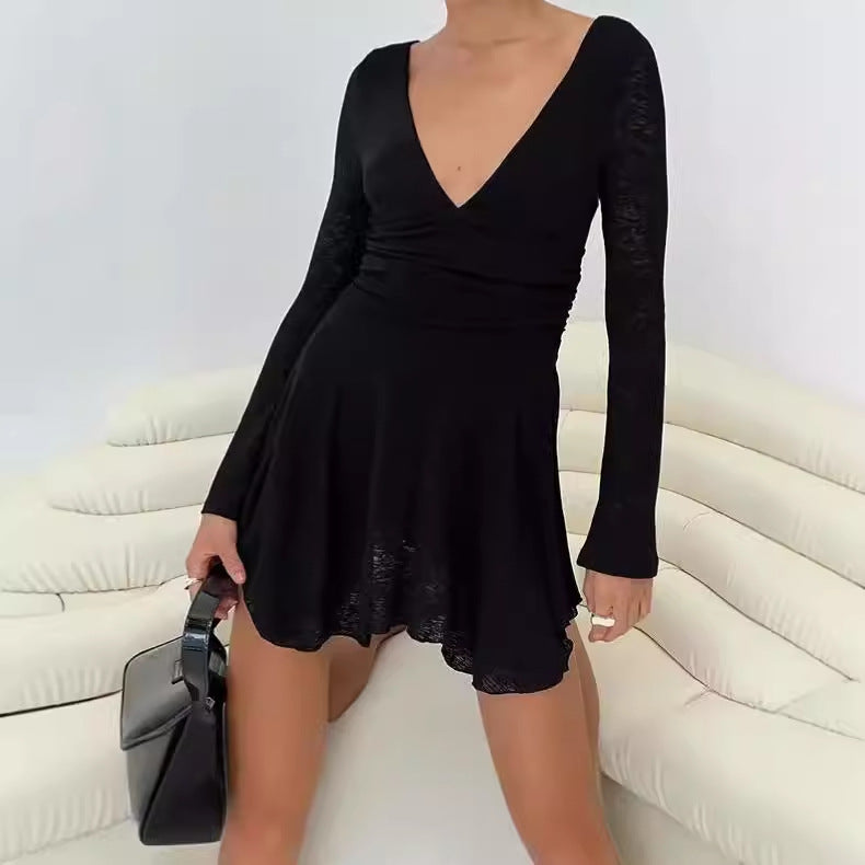 Damen Verspielt geschnittenes Minikleid mit V-Ausschnitt und langen Ärmeln EB