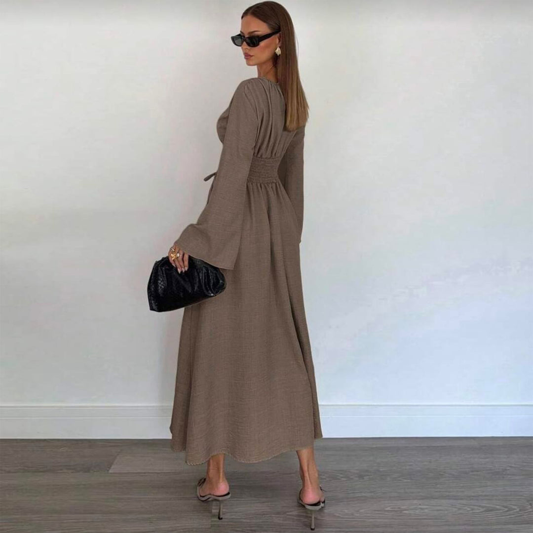 Damen Elegantes Maxikleid mit seitlichem Volant und raffinierten Drapierungen EB