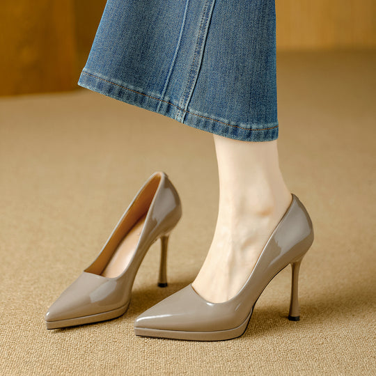 Damen stilvolle spitze High Heels mit glänzender Oberfläche EB
