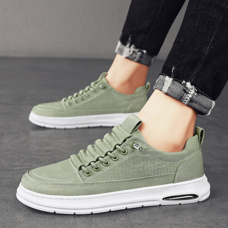 Herren urbaner Komfort‑Sneaker mit geprägtem Seitenmuster, gepolsterter Schnürlasche und dämpfender Luftkapselsohle EB