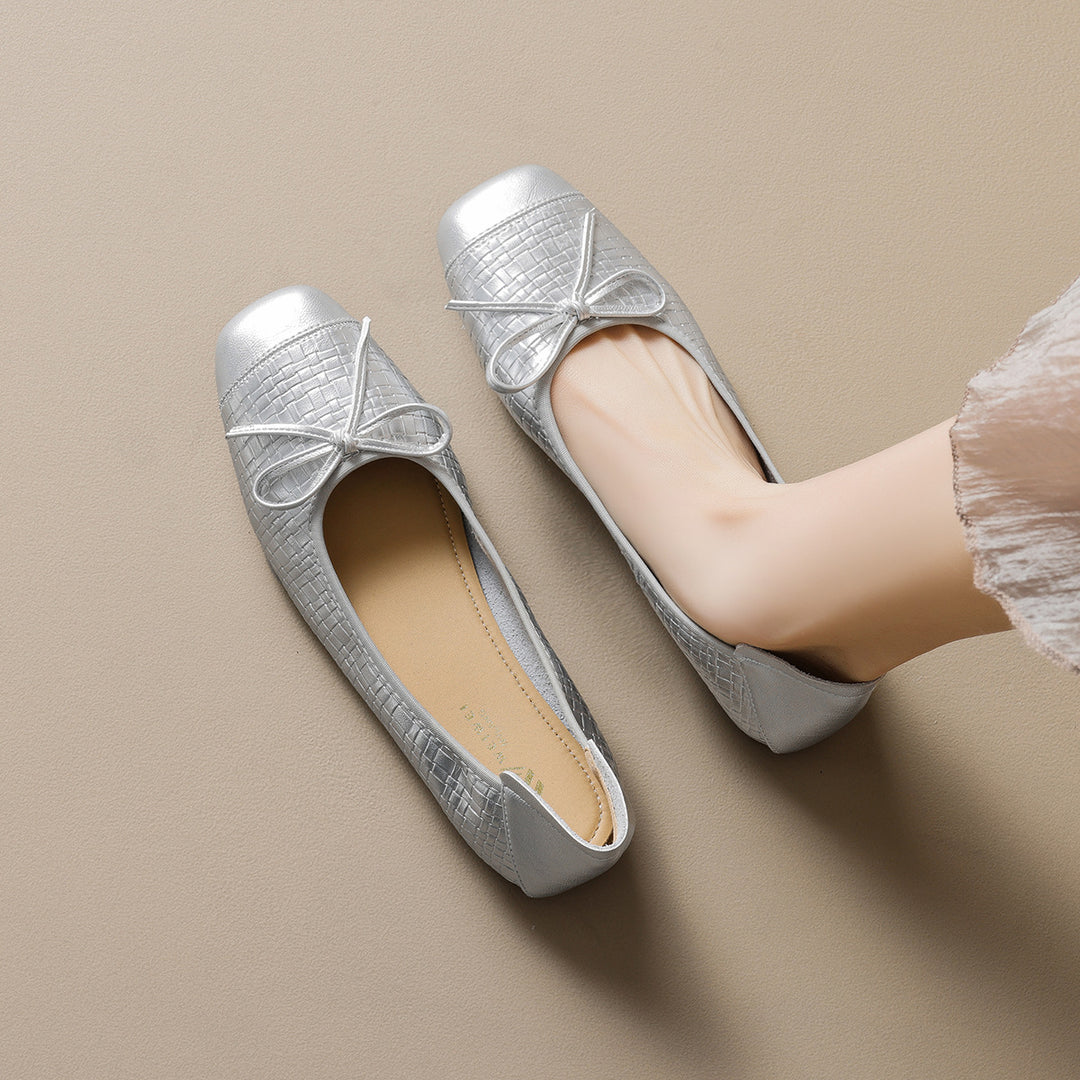 Damen Ballerinas aus hochwertigem Leder mit filigranem Schleifendetail EB