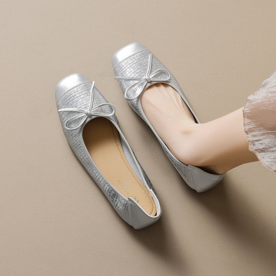 Damen Ballerinas aus hochwertigem Leder mit filigranem Schleifendetail EB